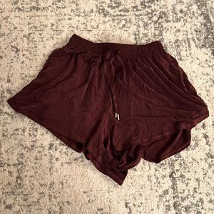 Lululemon Principal dancer shorts in midnight maroon